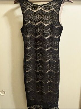 Olive Tree black lace overlay sheath dress with a nude-colored liner size XS
